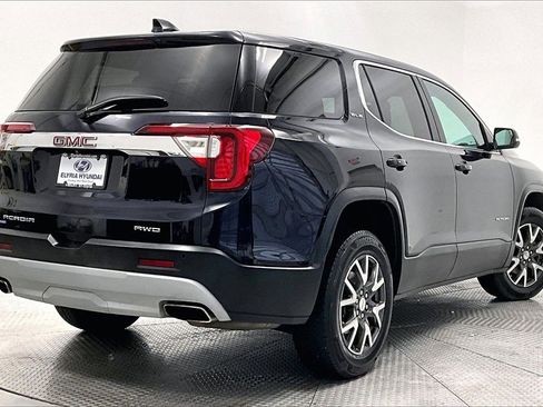 Used 2021 GMC Acadia SLE image 2