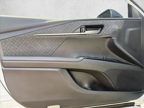 Used 2026 Toyota Camry XLE w/ Premium Plus Package FWD image 10