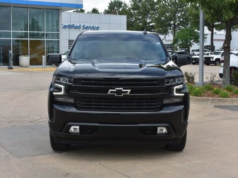 Used 2022 Chevrolet Silverado 1500 RST AWD/4WD image 2