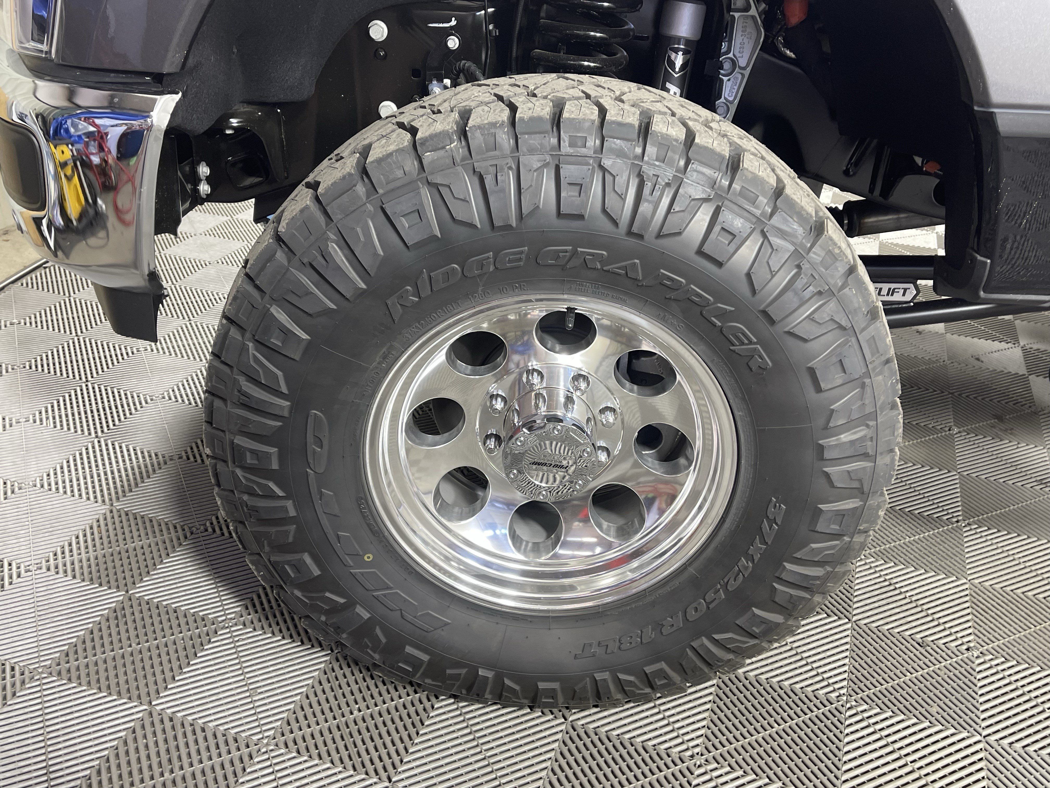 New 2026 Ford F350 Lariat w/ Lariat Premium Package AWD/4WD image 9