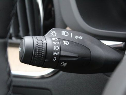 New 2026 Volvo XC60 B5 Plus w/ Protection Package Premier image 16