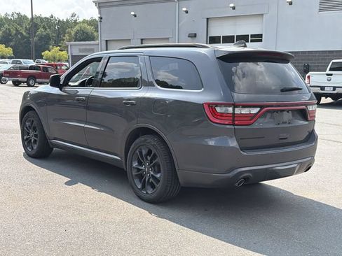 Used 2023 Dodge Durango R/T RWD image 3
