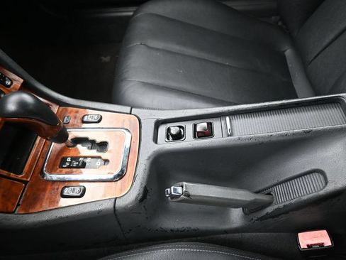 Used 2002 Mercedes-Benz SLK 320 image 18