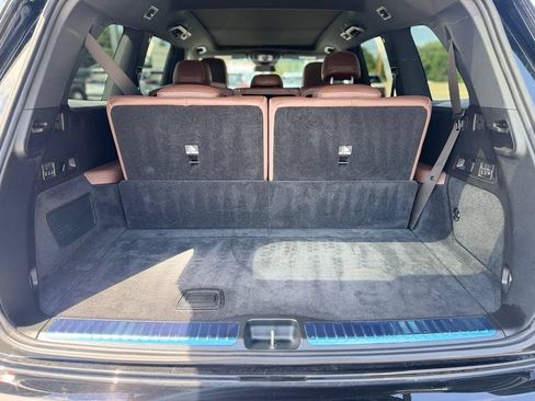 Used 2024 Mercedes-Benz GLS 450 4MATIC image 5