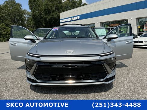 Used 2025 Hyundai Sonata SEL FWD image 28