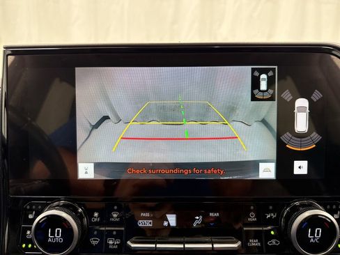 Used 2023 Toyota Highlander Limited image 33