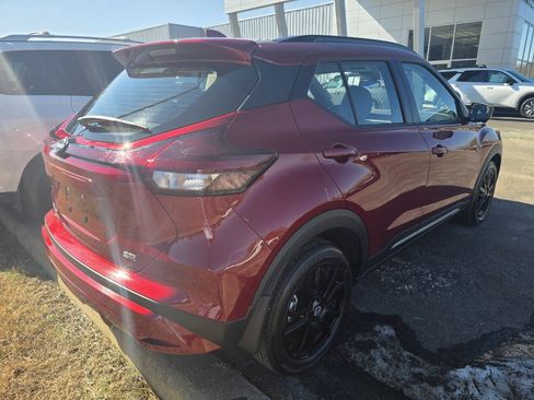 Used 2024 Nissan Kicks SR w/ SR Premium Package image 3