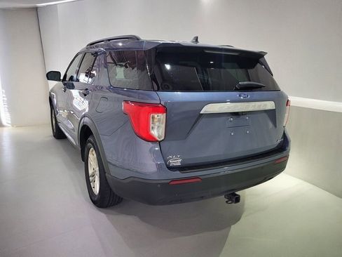 Used 2021 Ford Explorer XLT image 20