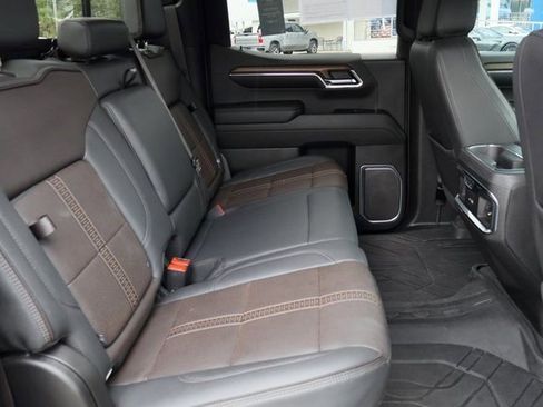 Certified 2024 Chevrolet Silverado 1500 High Country image 26