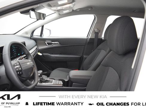 New 2026 Kia Sportage LX w/ LX Convenience Package AWD/4WD image 10