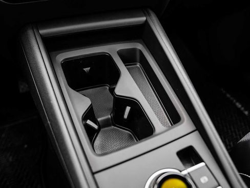 New 2026 Volkswagen Tiguan SE image 33