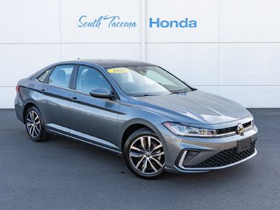 Used 2025 Volkswagen Jetta SE