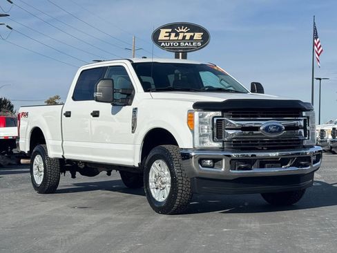 Used 2017 Ford F250 XLT w/ XLT Value Package image 1