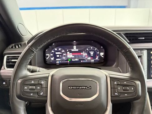 Used 2023 GMC Yukon XL Denali image 26