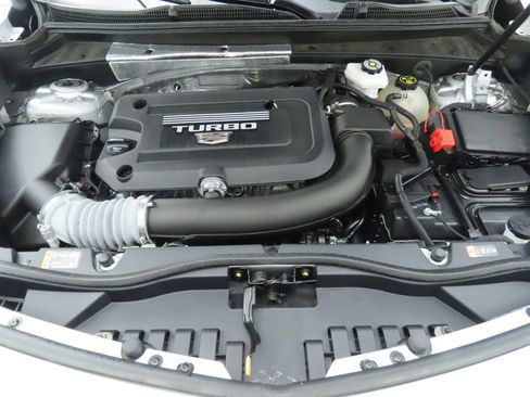 Used 2022 Cadillac XT4 Premium Luxury w/ Technology Package image 29