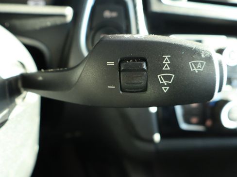 Used 2017 BMW M2 image 28