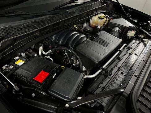 Used 2021 GMC Sierra 1500 Elevation w/ LPO, Elevation Black Package image 9