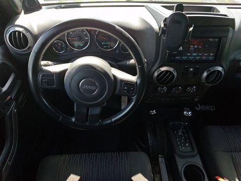 Used 2012 Jeep Wrangler Sport AWD/4WD image 11