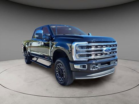 Used 2024 Ford F350 Platinum image 14