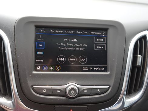 Used 2020 Chevrolet Equinox LT w/ Midnight Edition FWD image 14