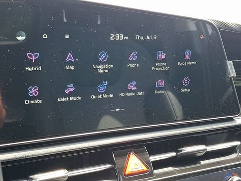 New 2025 Kia Niro EX Touring image 15