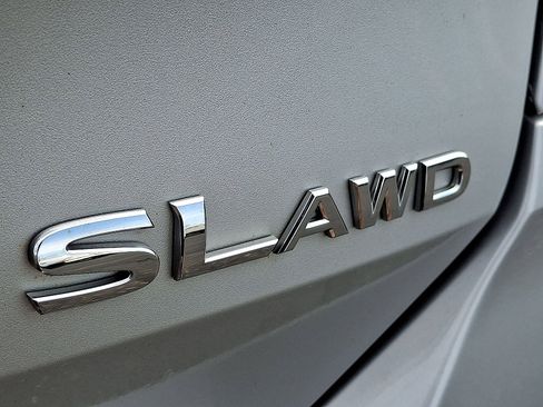 Used 2019 Nissan Rogue SL AWD/4WD image 24