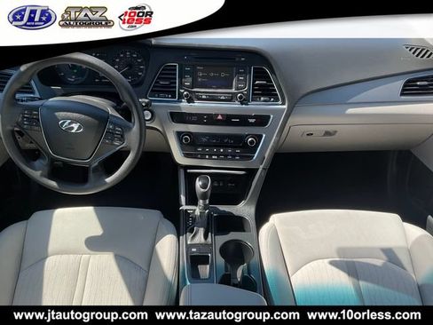 Used 2016 Hyundai Sonata SE FWD image 16