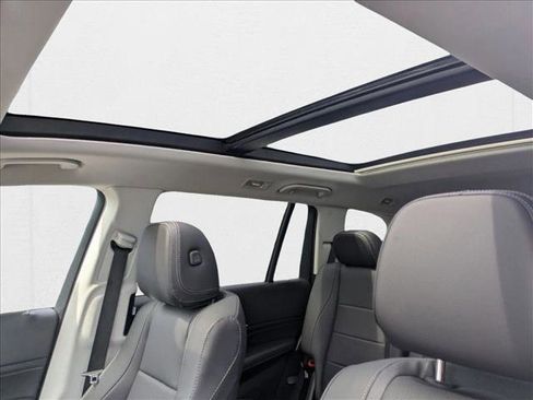 New 2026 Mercedes-Benz GLS 450 4MATIC image 15