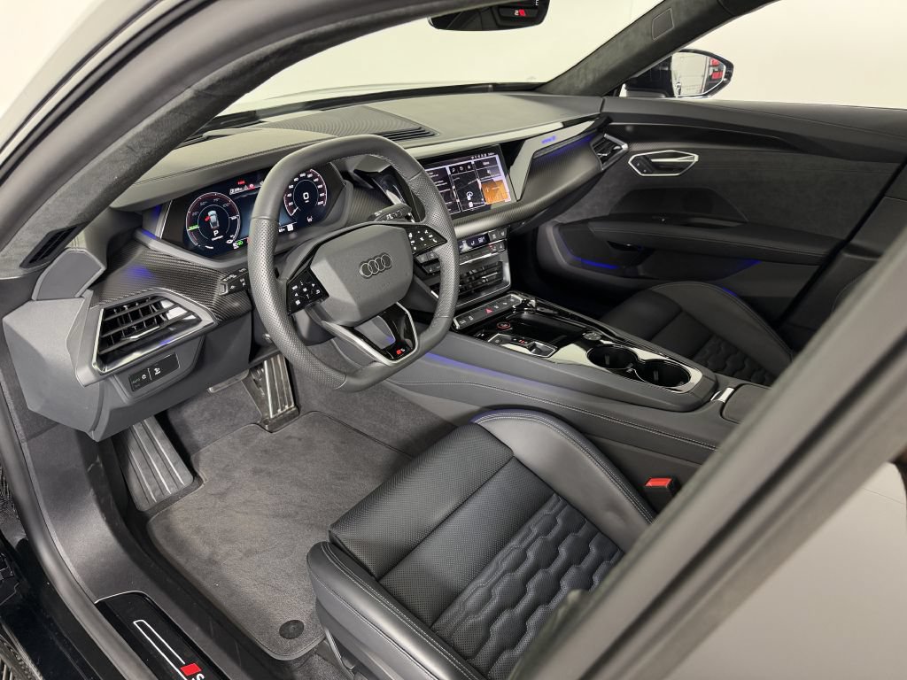 Used 2025 Audi S e-tron GT Prestige w/ Prestige Package AWD/4WD image 17