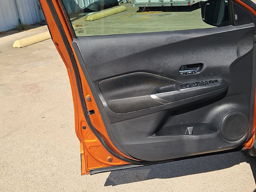 Used 2021 Nissan Kicks SV FWD image 14
