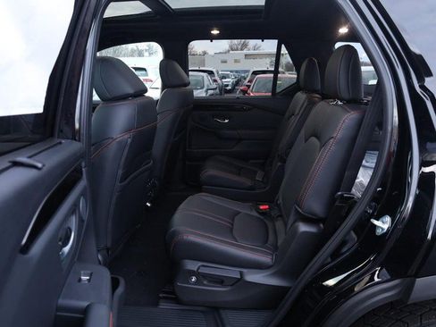New 2025 Honda Pilot TrailSport image 25