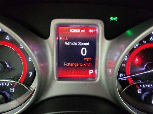 Used 2020 Dodge Journey SE w/ SE Popular Equipment Group FWD image 23