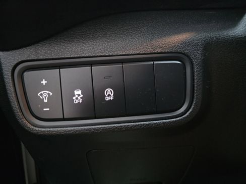 Certified 2025 Kia Soul LX w/ LX Technology Package image 23