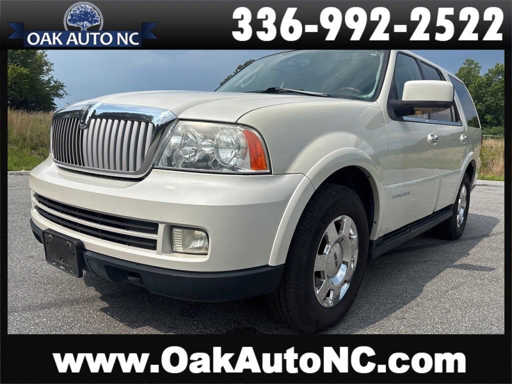 Used 2006 Lincoln Navigator 2WD image 1