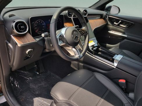Certified 2026 Mercedes-Benz GLC 300 image 19