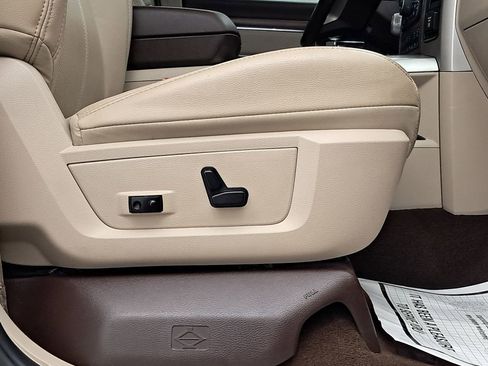 Used 2018 RAM 1500 Laramie w/ Convenience Group image 25