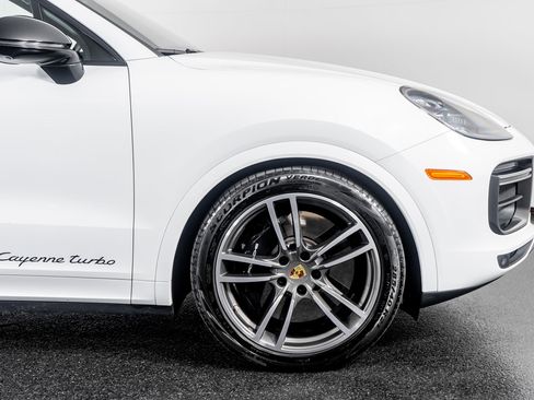 Used 2023 Porsche Cayenne Turbo w/ Premium Package Plus (PI3) image 7