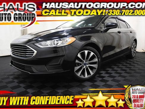 Used 2020 Ford Fusion SE AWD/4WD image 1