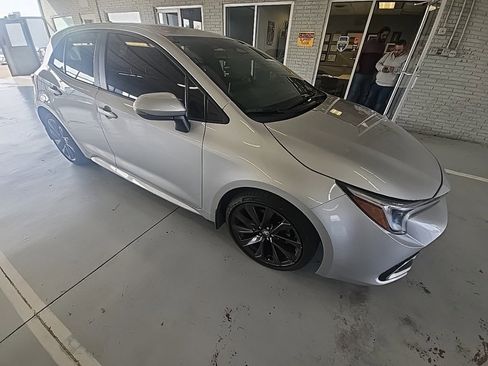 Used 2023 Toyota Corolla XSE image 3