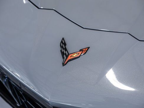 Used 2024 Chevrolet Corvette Z06 RWD image 11