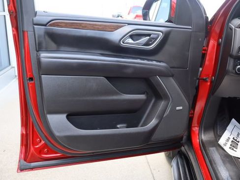 Used 2021 Chevrolet Tahoe High Country AWD/4WD image 13