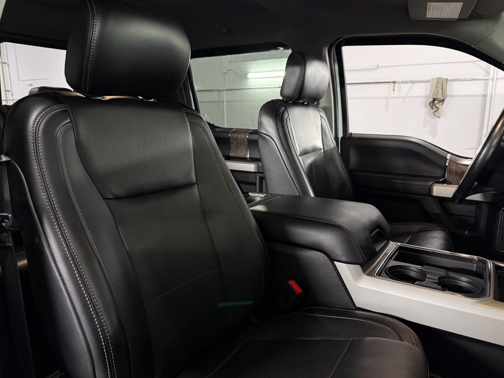 Used 2019 Ford F350 Lariat w/ Lariat Ultimate Package AWD/4WD image 27