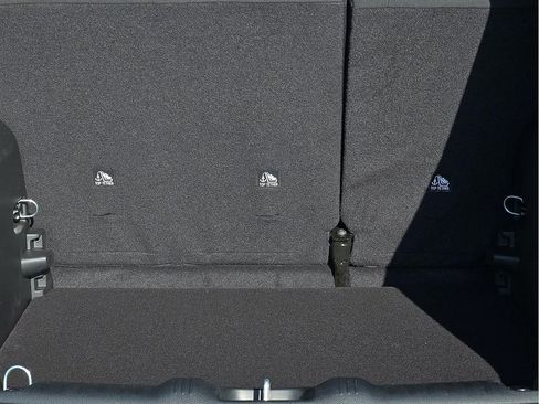 Used 2025 Jeep Compass Sport image 8