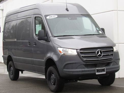 Used 2022 Mercedes-Benz Sprinter 144 Cargo image 2
