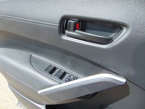 Used 2023 Toyota Corolla Cross LE FWD image 20