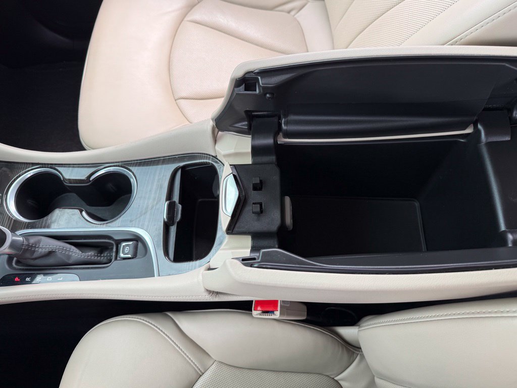 Used 2020 Buick Envision Essence FWD image 23