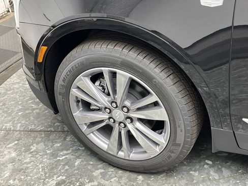 Used 2026 Cadillac XT5 Premium Luxury w/ LPO, Floor Liner Package AWD/4WD image 36