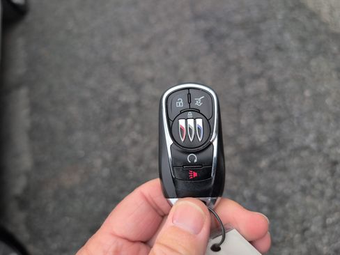 Used 2024 Buick Envista Avenir image 13