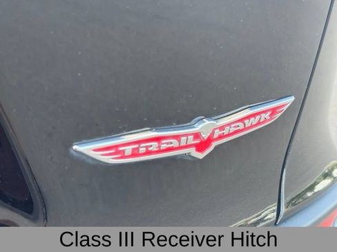 Used 2022 Jeep Cherokee Trailhawk w/ Premium Leather Package AWD/4WD image 23