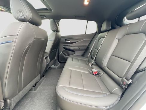 New 2026 Buick Envista Sport Touring FWD image 17